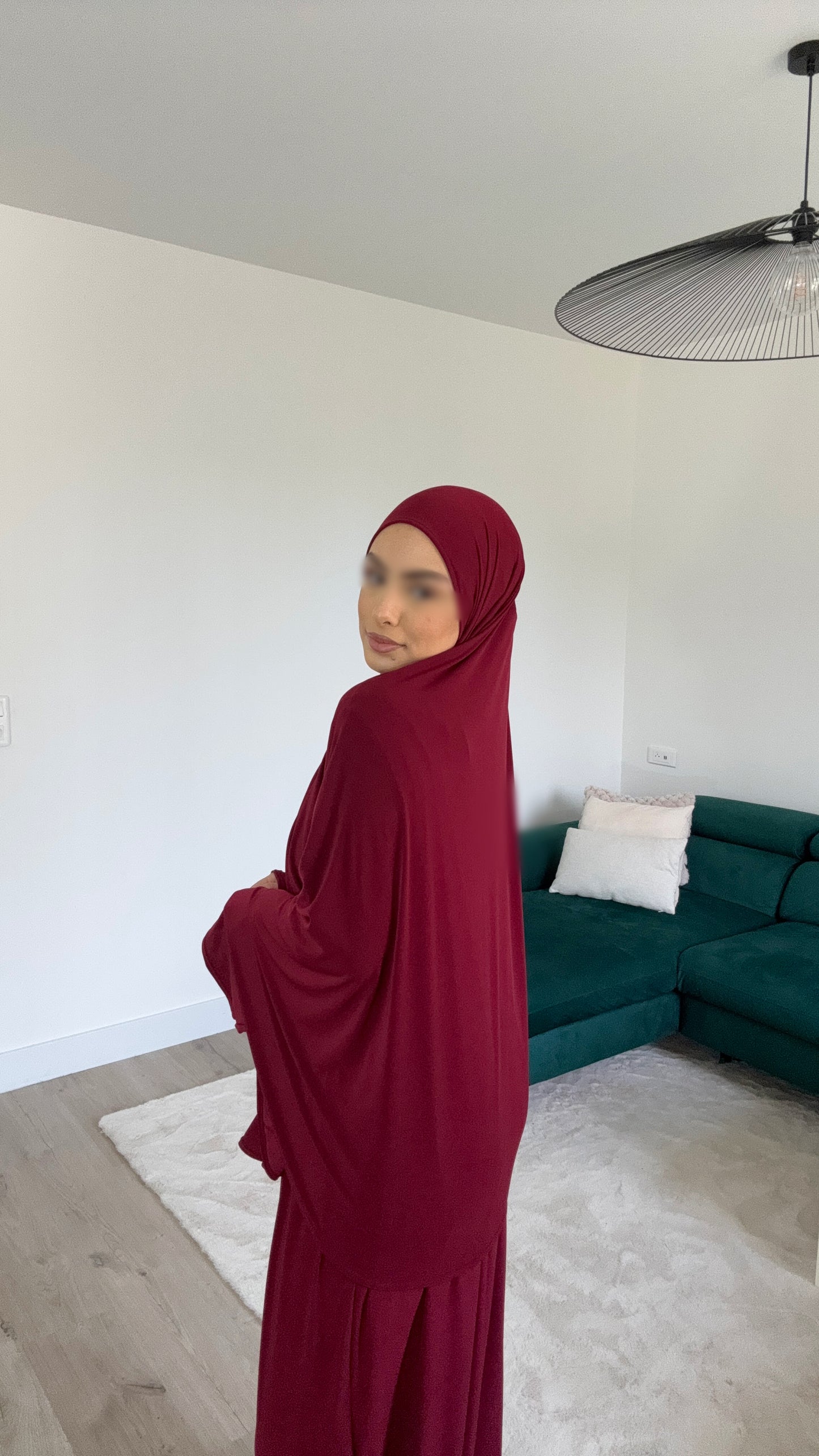 Robe et Khimar Bordeau