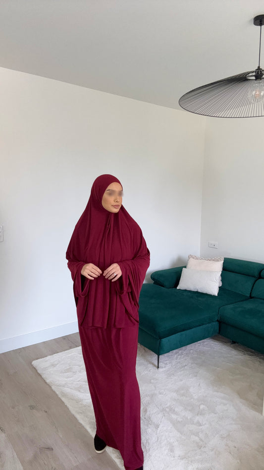 Robe et Khimar Bordeau