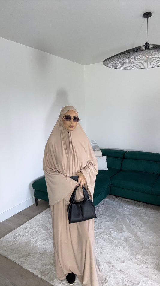 Robe & Khimar Beige